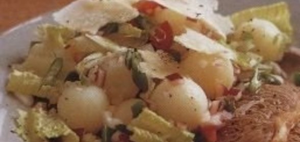 Салат с сыром «Рокфор»