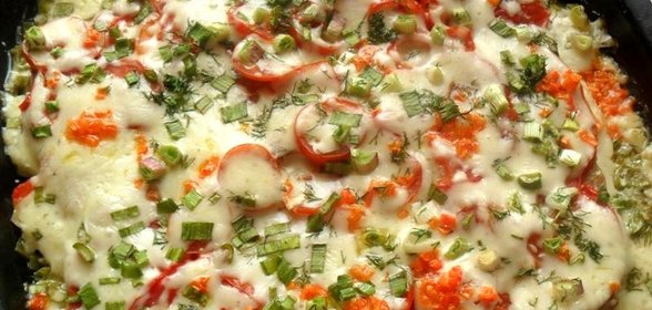 Свинина по-французски с помидорами и картошкой