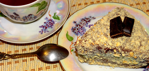 Бисквитное пирожное с шоколадным кремом «Обсыпное»