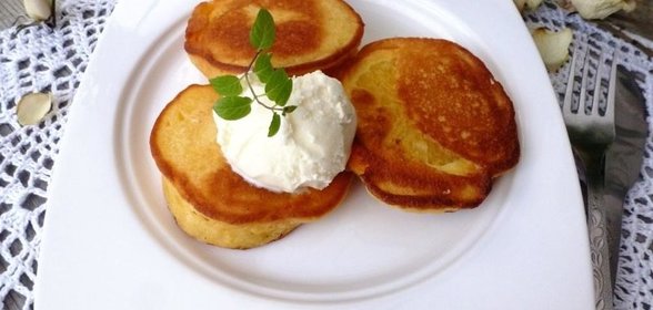 Кукурузные оладьи с апельсином