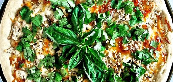 Тайская пицца с курицей