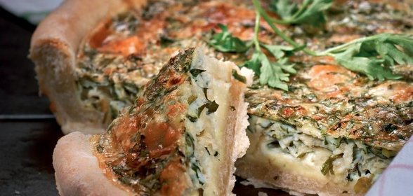 Пирог с сыром и петрушкой