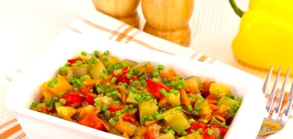 Кабачки с болгарским перцем