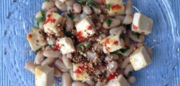 Салат из фасоли с тофу