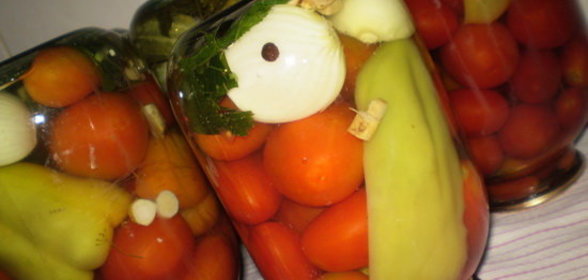 Консервированные помидоры