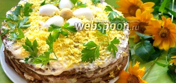 Печёночный торт из куриной печени с грецкими орехами и яйцом