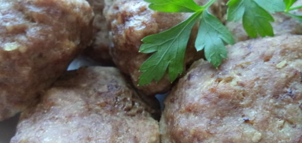 Котлеты мясные паровые