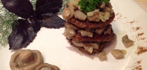 Баклажанные оладьи с начинкой