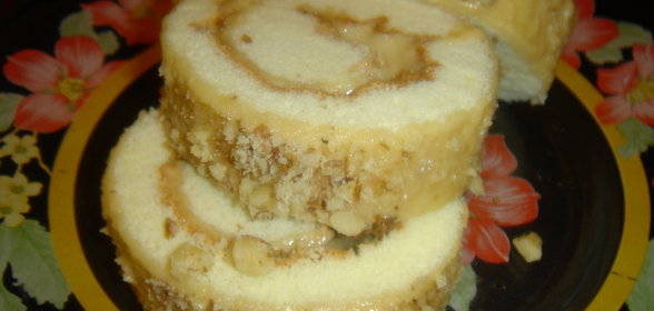 Рулет с арахисовой пастой