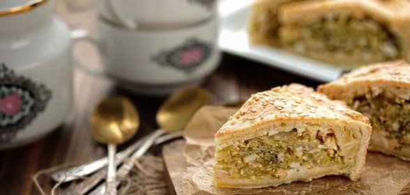 Пирог с капустой и яйцом