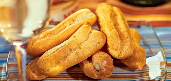 Профитроли с сырным кремом