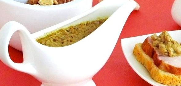 Сациви с орехами