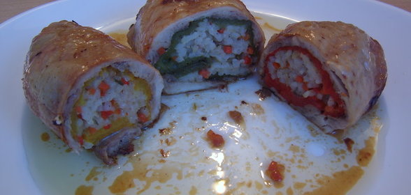 Куриные рулетики с рисом и овощами