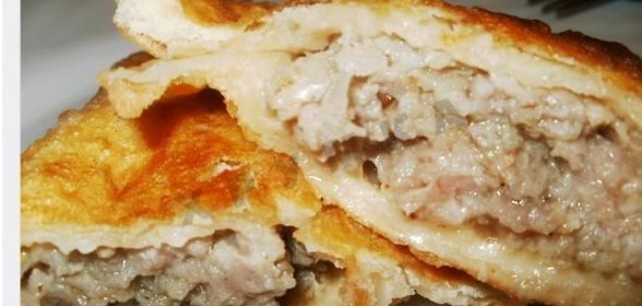 Чебуреки из трех видов мяса