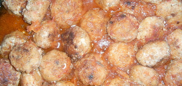 Фрикадельки из серебристого хека в маринаде