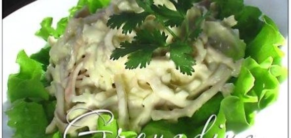 Кальмары с сыром и чесноком