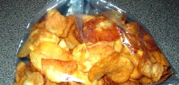 Картофельные чипсы с куриной приправой и тмином