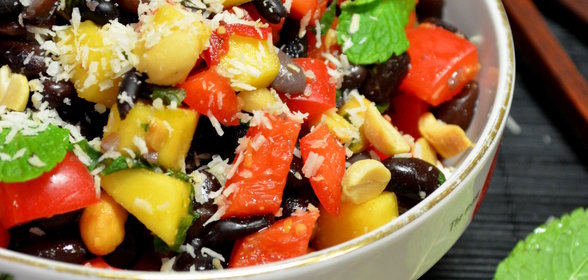 Салат из черной фасоли