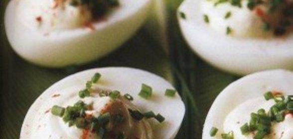 Дьявольски острые фаршированные яйца