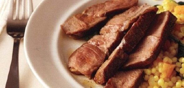 Жареная ягнятина с кус-кусом