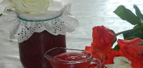 Розовое варенье