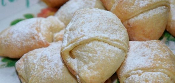 Творожные рогалики с пастилой