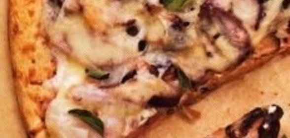 Пицца с грибами и шалотом