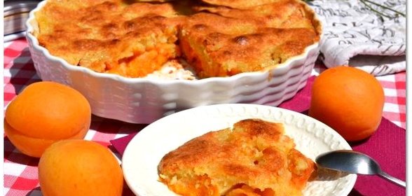 Миндальный пирог с абрикосами