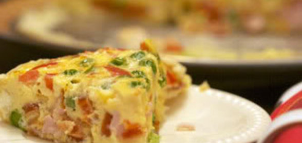 Киш с овощами и мясом