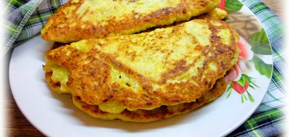 Чебуреки из кабачков