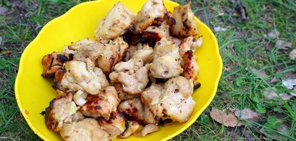 Шашлык из куриного филе (маринад на сыворотке)