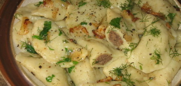 Бульон с ньокки из куриного мяса