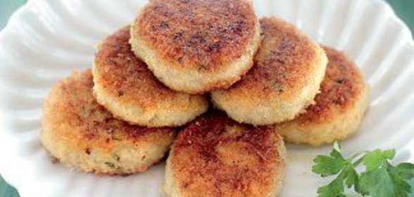 Рыбные котлеты с картофелем