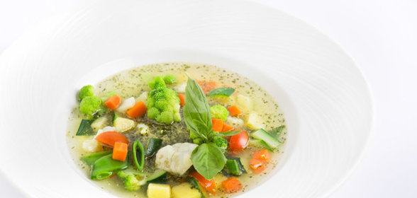 Минестроне c песто