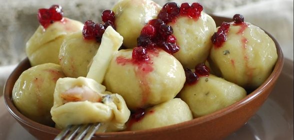 Картофельные шарики со свининой