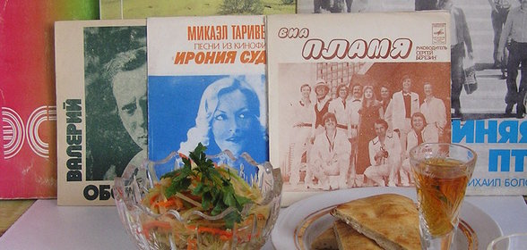 Люля-кебаб…два раза на пятый столик. Для «Back in USSR»