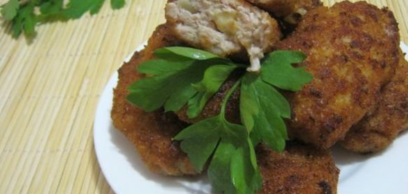 Котлеты куриные а-ля «Пожарские» с сыром