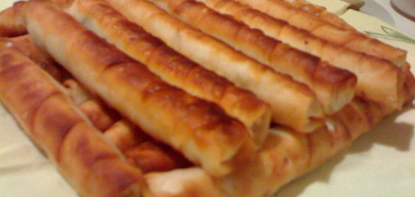 Хрустящие сигаретки с творогом