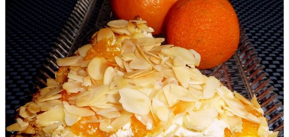 Пирог с овсяными хлопьями (творожно-миндальный) с мандаринками