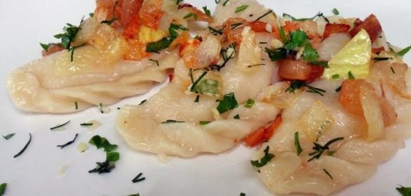 Рулет из говядины со шпиком и морковью