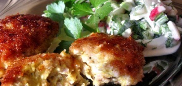 Рубленые куриные котлеты с сыром