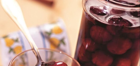 Маринованная черешня