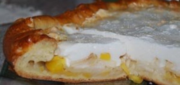 Пирог с яблоком и манго