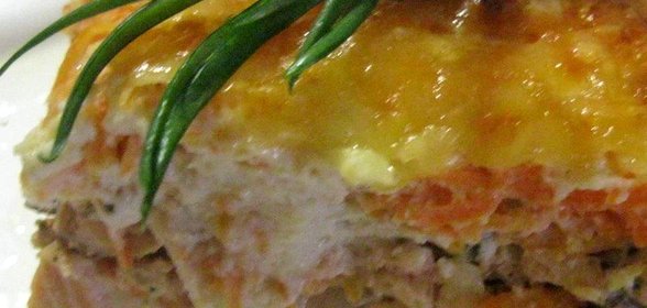 Кета запеченная с овощами