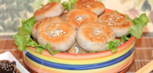 Оладьи с луково-мясной начинкой по тайски