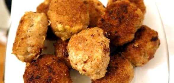 Свиные котлеты по-домашнему