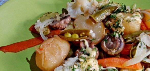 Каравай из блинчиков с разной начинкой