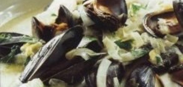 Салат из зеленого горошка