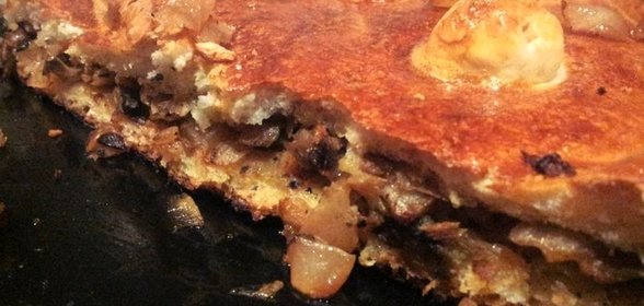 Слоеный пирог с капустой и грибами