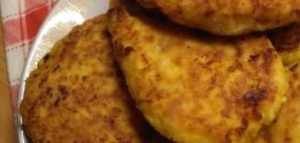 Сырники с корицей и изюмом